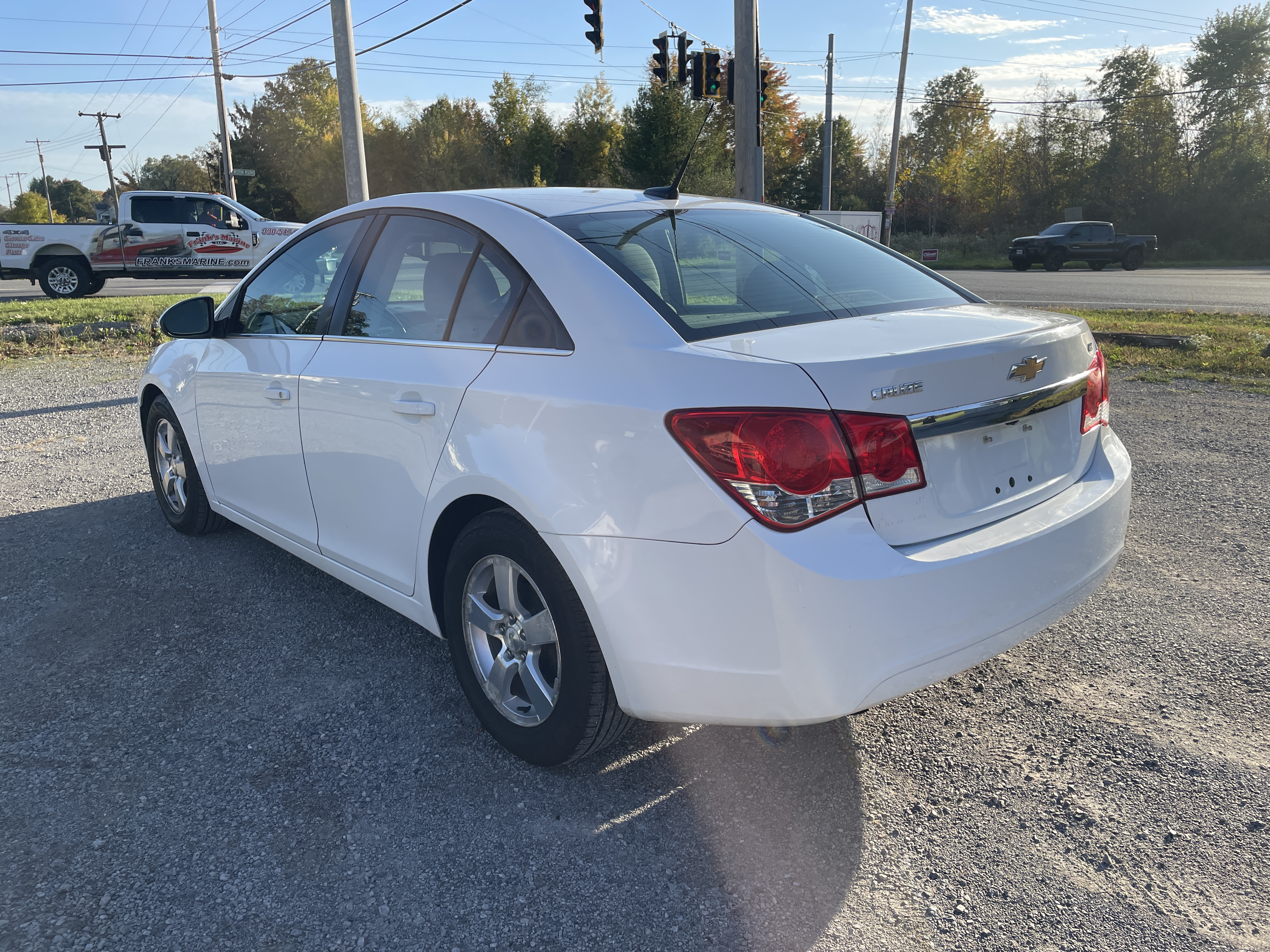 Used 2014 Chevrolet Cruze LT FWD image 3
