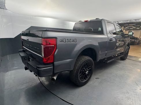 Used 2022 Ford F350 XLT image 4