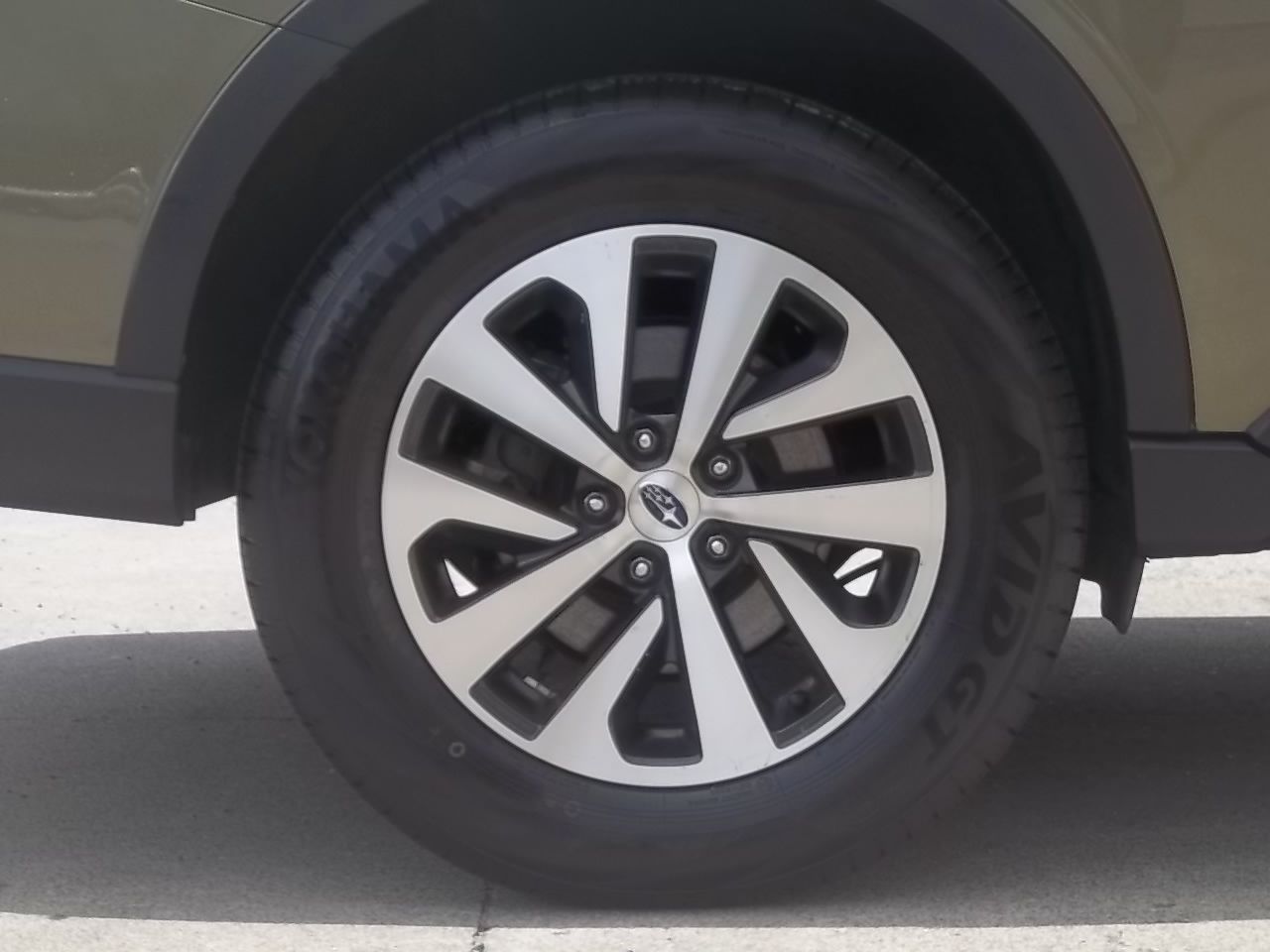 Used 2020 Subaru Outback Premium AWD/4WD image 16