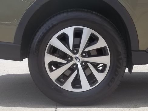 Used 2020 Subaru Outback Premium AWD/4WD image 16