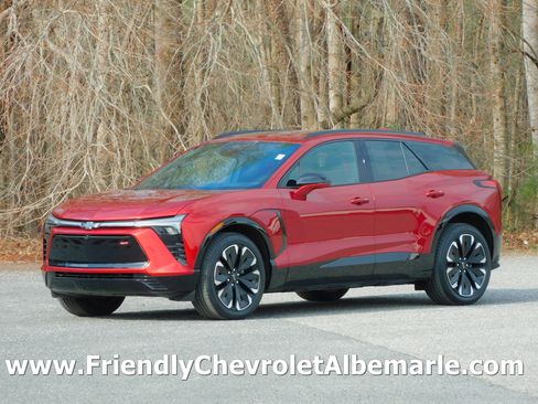 Used 2024 Chevrolet Blazer EV RS image 1