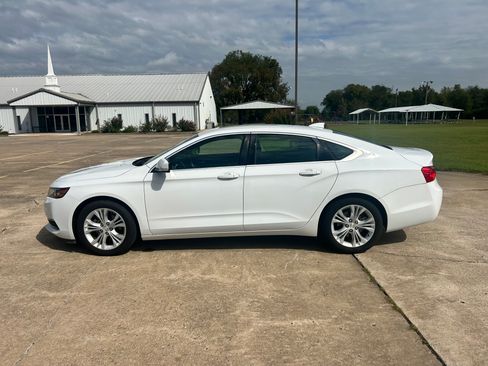 Used 2015 Chevrolet Impala LT image 8