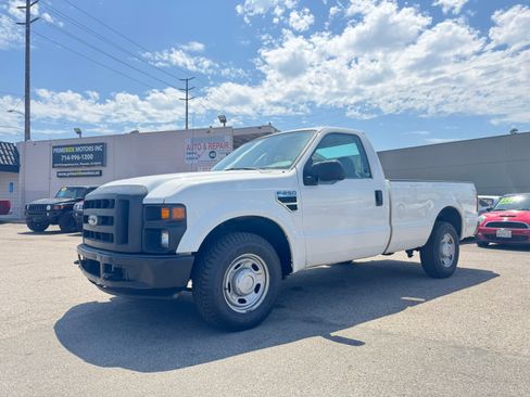 Used 2010 Ford F250 2WD Regular Cab Super Duty image 3