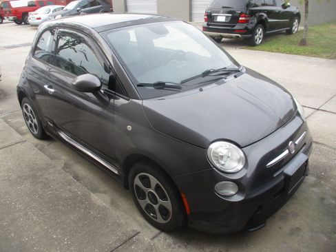 Used 2015 FIAT 500 e image 7