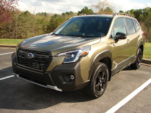 Used 2025 Subaru Forester Wilderness image 1
