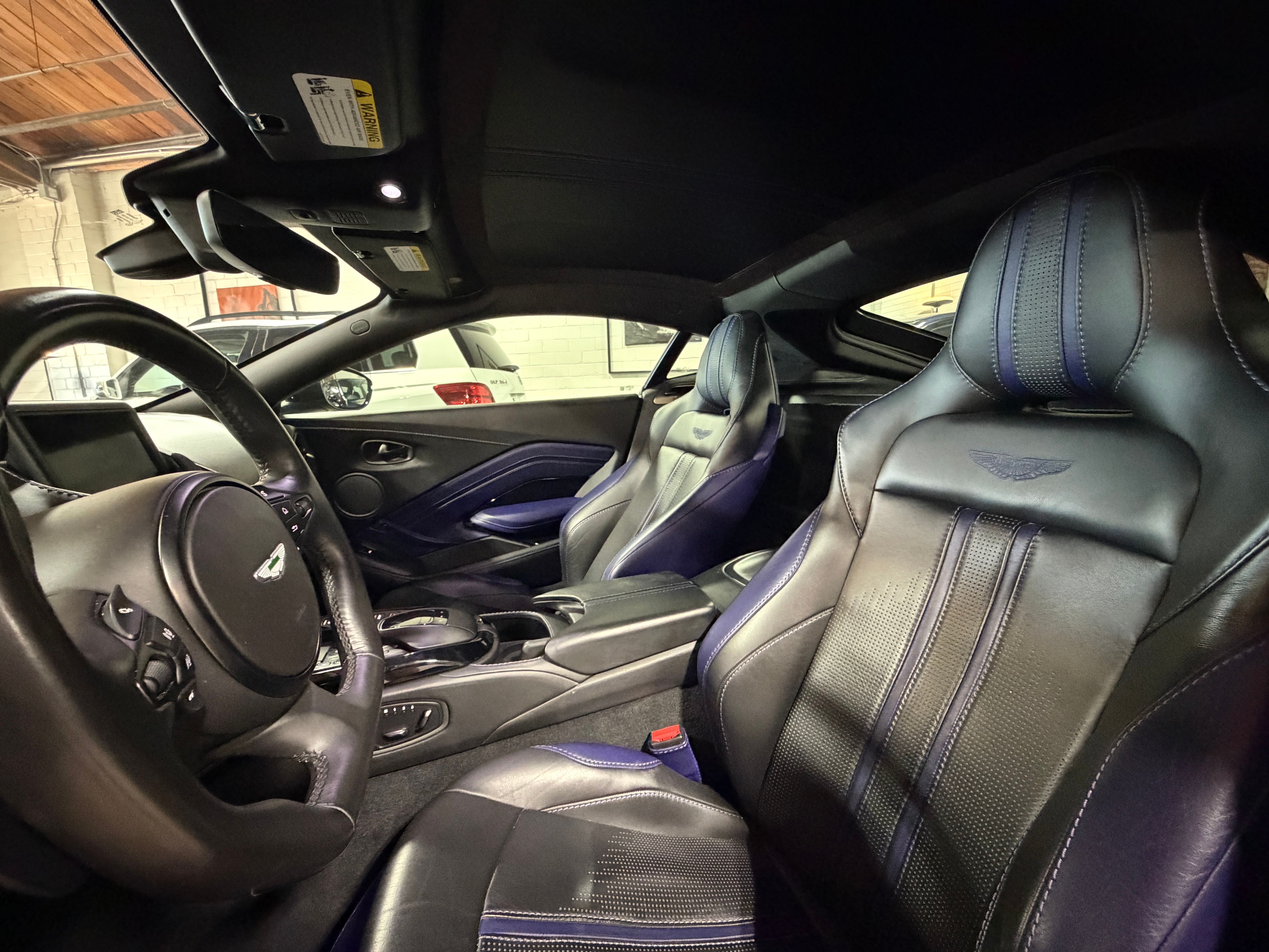 Used 2019 Aston Martin V8 Vantage Coupe RWD image 2