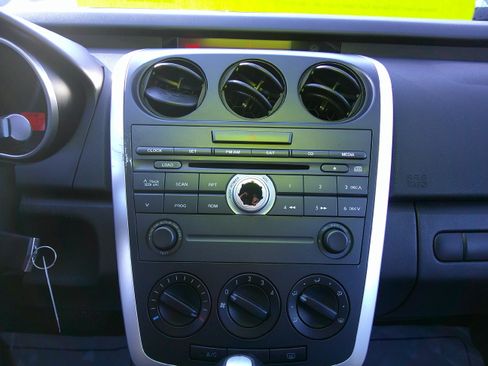 Used 2008 MAZDA CX-7 image 9