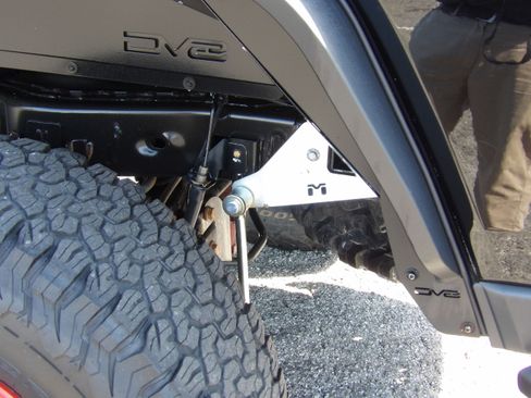 Used 2021 Jeep Gladiator Rubicon AWD/4WD image 23