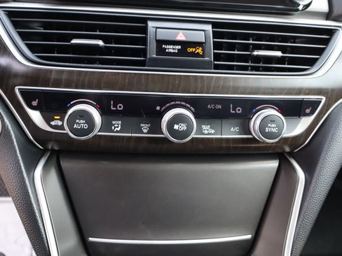 Used 2020 Honda Accord EX-L image 27