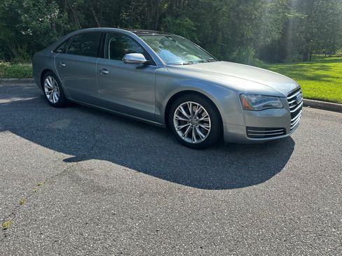 Used 2012 Audi A8 L 4.2 image 6