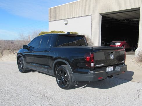 Used 2019 Honda Ridgeline Black Edition image 10