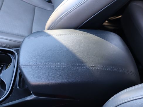 Used 2015 Hyundai Santa Fe Sport image 34