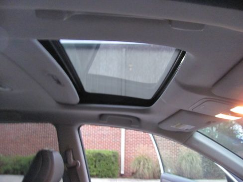 Used 2009 Honda CR-V EX-L image 13