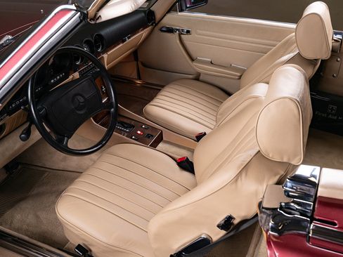 Used 1989 Mercedes-Benz 560 SL image 64