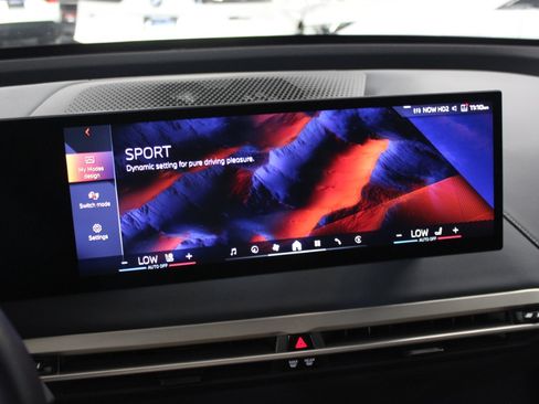 Used 2024 BMW iX M60 image 26