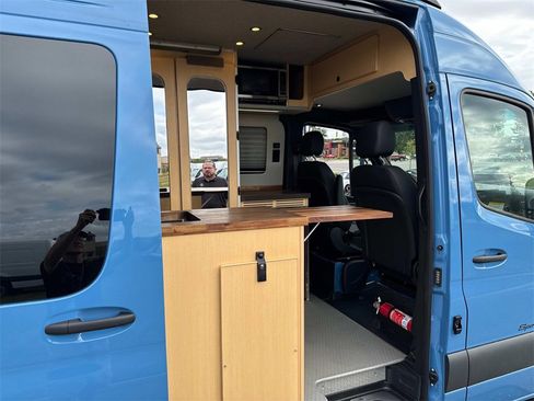 New 2025 Mercedes-Benz Sprinter 2500 image 10