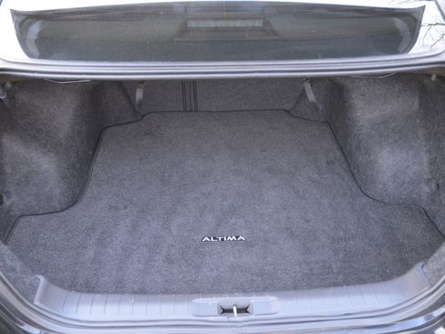 Used 2015 Nissan Altima 2.5 SV image 21