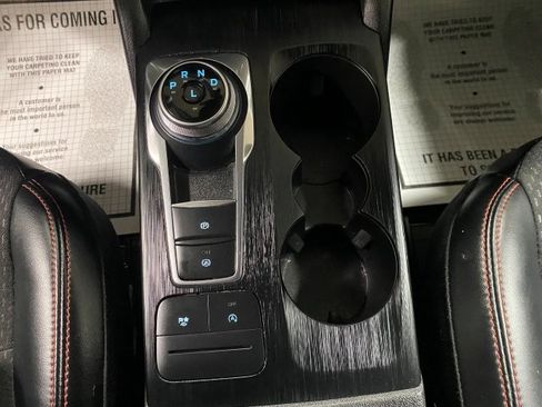Used 2025 Ford Escape FWD ST-Line image 14