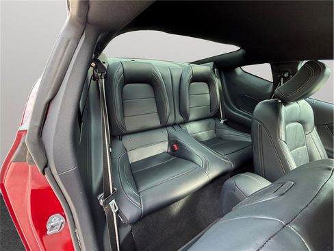 Used 2024 Ford Mustang GT Premium image 40