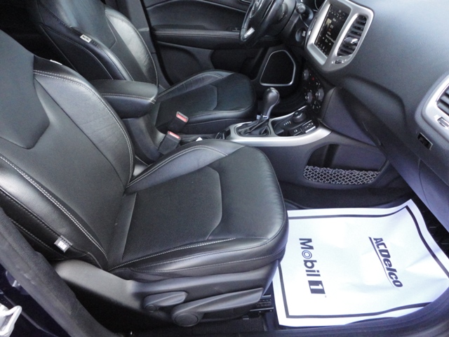 Used 2021 Jeep Compass 80th Special Edition AWD/4WD image 22