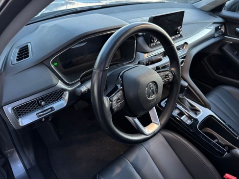 Used 2024 Acura Integra image 8