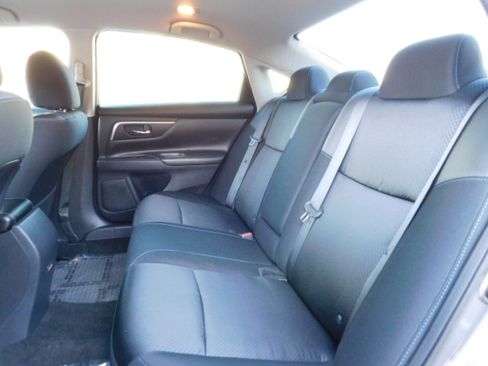 Used 2018 Nissan Altima 2.5 SR image 21