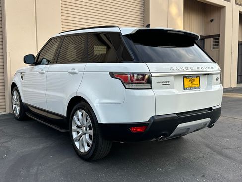 Used 2016 Land Rover Range Rover Sport HSE image 2