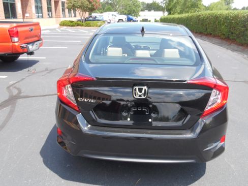 Used 2016 Honda Civic EX-L Sedan image 4