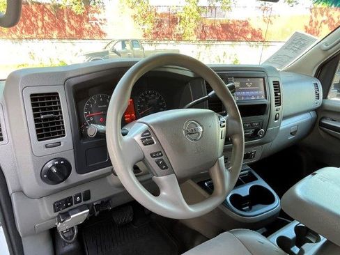Used 2021 Nissan NV 2500 SV image 16