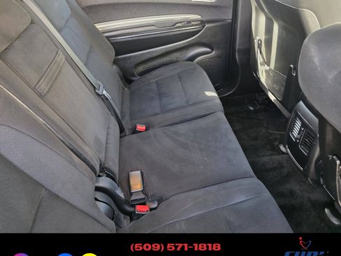 Used 2015 Dodge Durango AWD SXT image 17