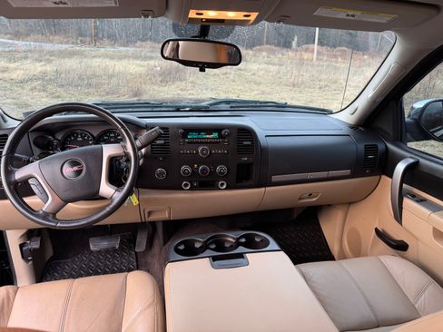 Used 2010 GMC Sierra 1500 SLE image 11