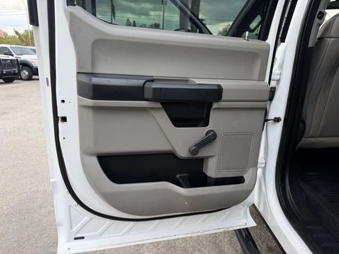 Used 2017 Ford F550 image 15