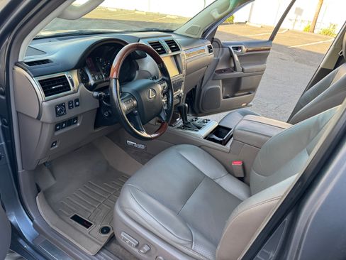 Used 2015 Lexus GX 460 Luxury image 19