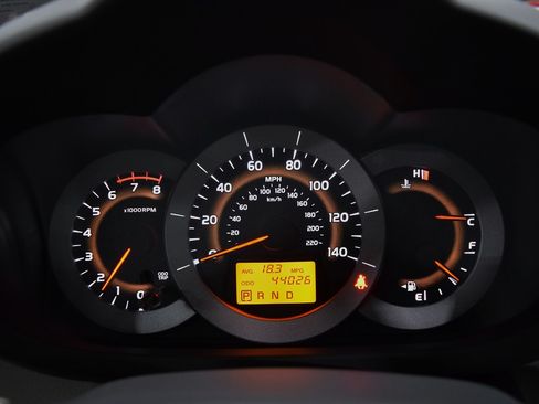 Used 2011 Toyota RAV4 Limited image 25