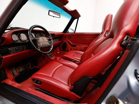 Used 1995 Porsche 911 Carrera image 9