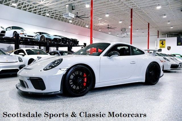 Used 2018 Porsche 911 GT3 RWD image 2