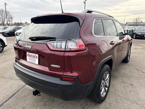 Used 2019 Jeep Cherokee Latitude Plus image 7