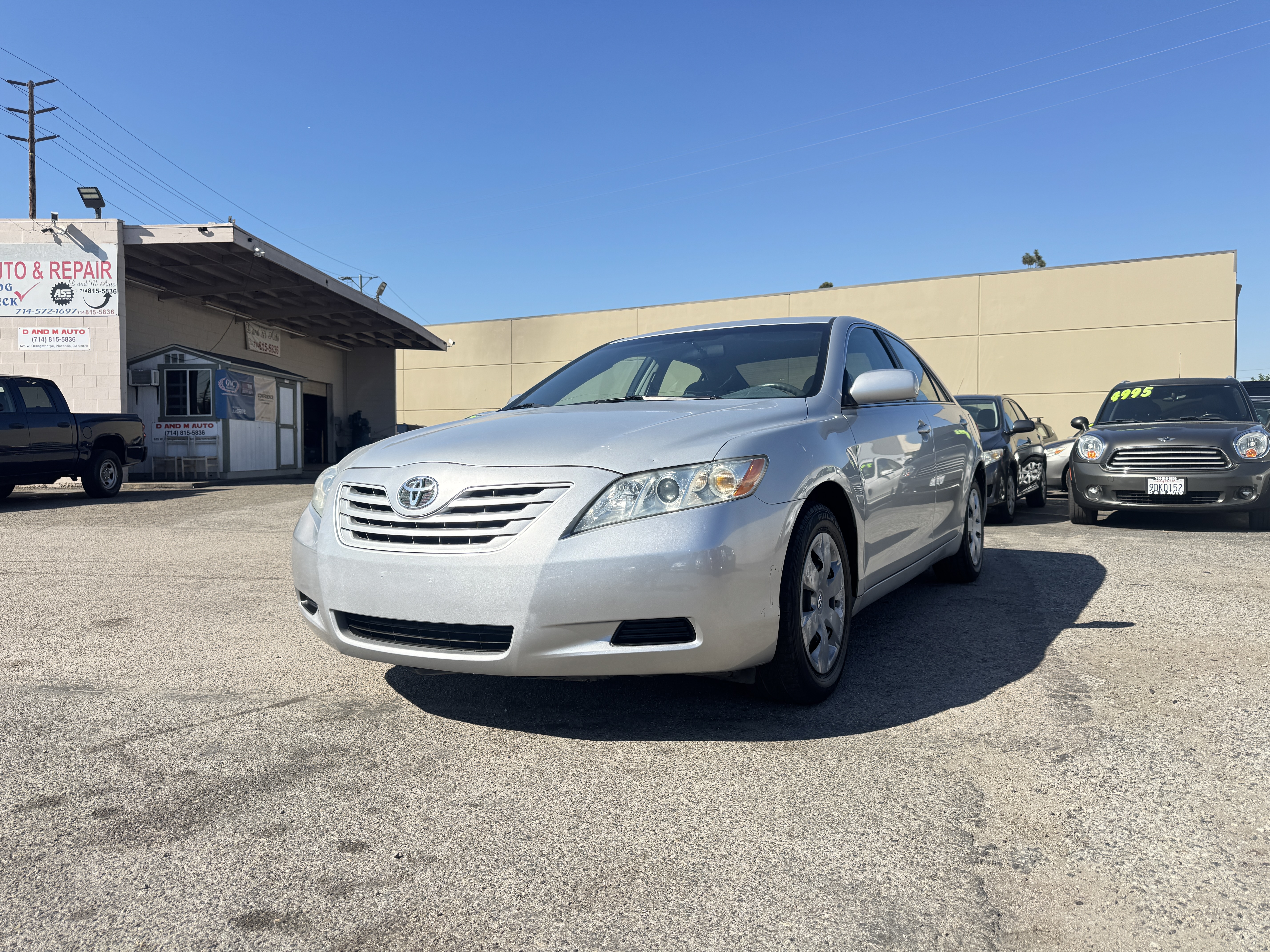 Used 2007 Toyota Camry LE FWD image 2