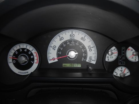 Used 2007 Toyota FJ Cruiser 2WD image 15