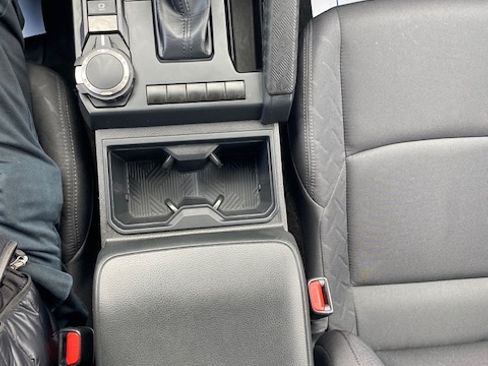 Used 2024 Toyota Tacoma SR image 17