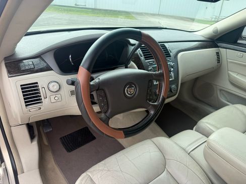 Used 2008 Cadillac DTS image 8