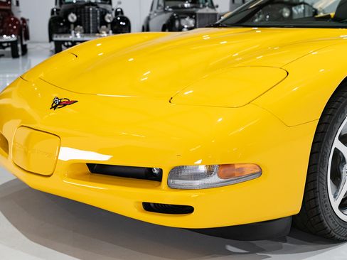 Used 2002 Chevrolet Corvette image 33