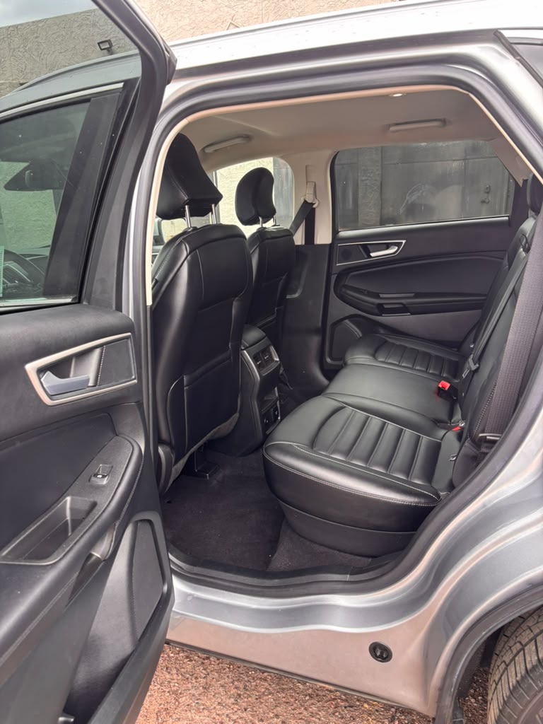 Used 2023 Ford Edge AWD image 9