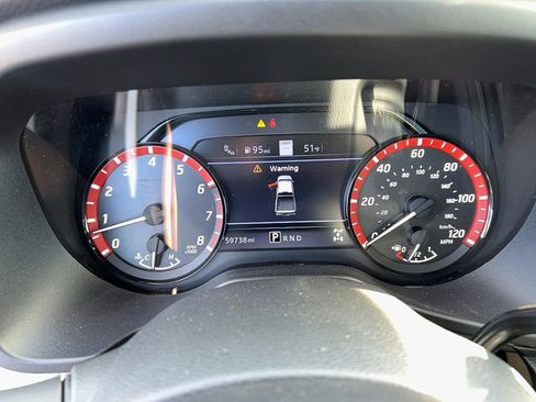 Used 2023 Nissan Titan PRO-4X image 17