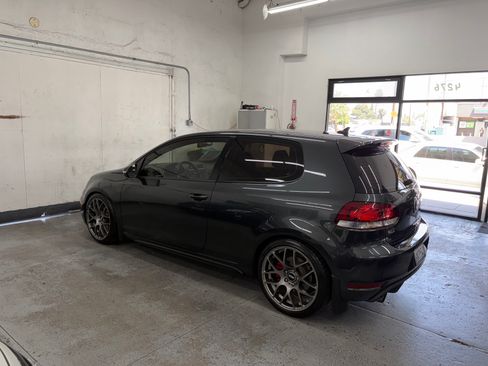 Used 2010 Volkswagen GTI 2-Door FWD image 4