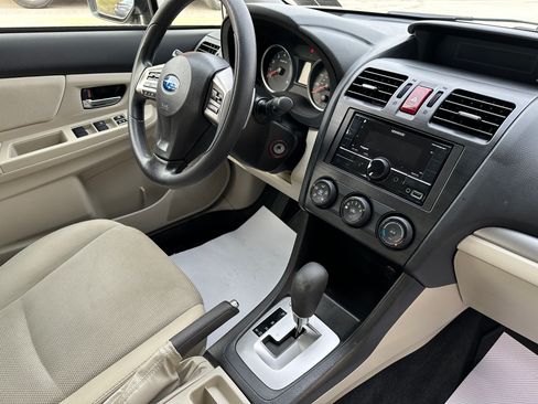 Used 2014 Subaru XV Crosstrek 2.0i Premium image 13