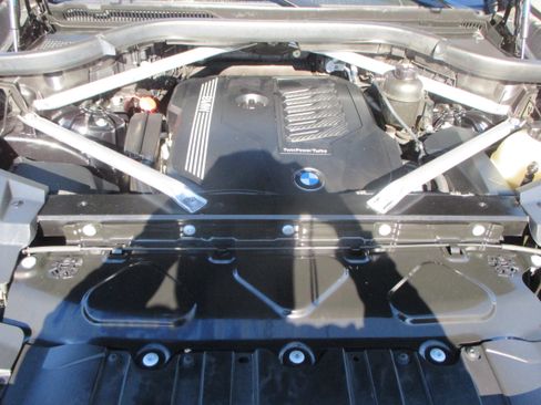 Used 2020 BMW X5 sDrive40i image 19