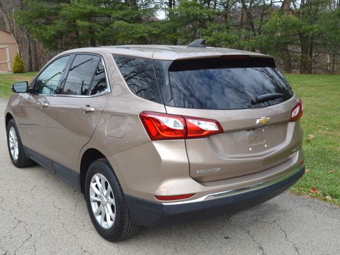 Used 2018 Chevrolet Equinox LT AWD/4WD image 3