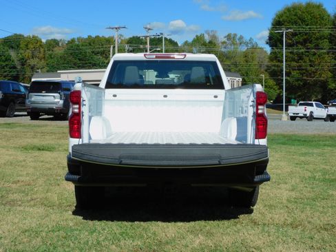 New 2026 Chevrolet Silverado 1500 W/T image 12