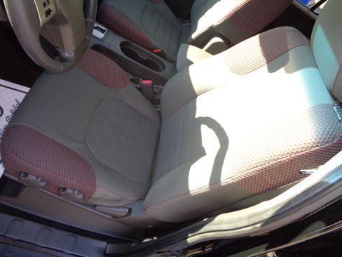 Used 2011 Nissan Frontier PRO-4X image 41